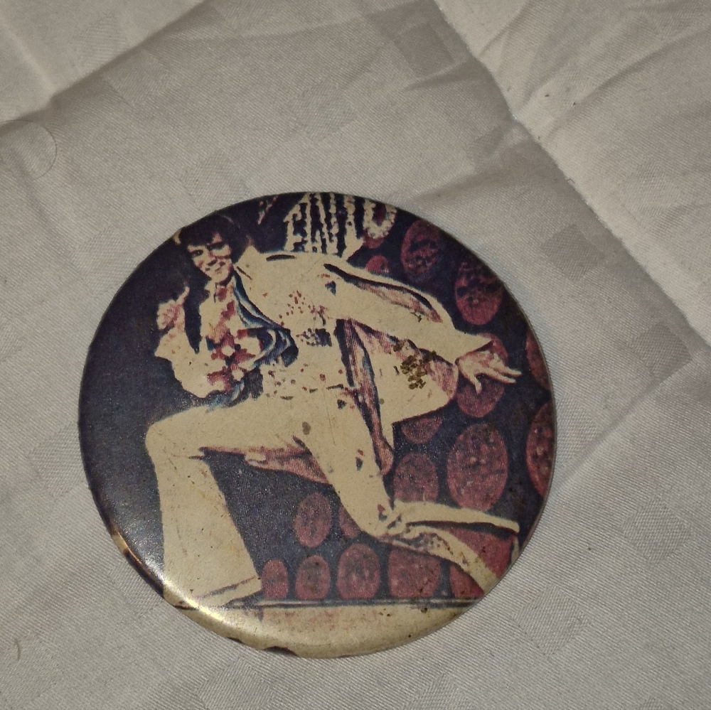 Old Elvis Concert Pin - Picture 8 of 8